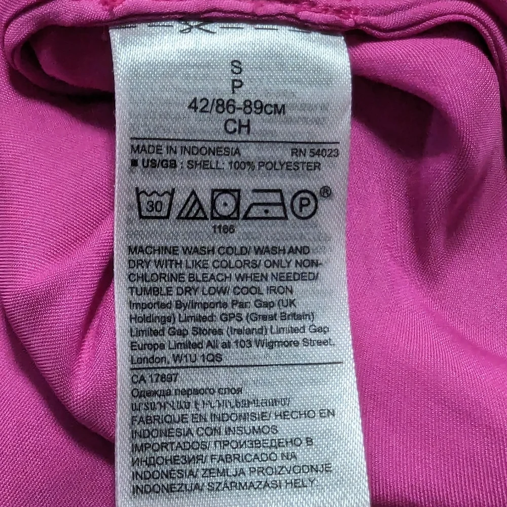 5/$25 Banana Republic Sleeveless Purple Blouse - Picture 5 of 6